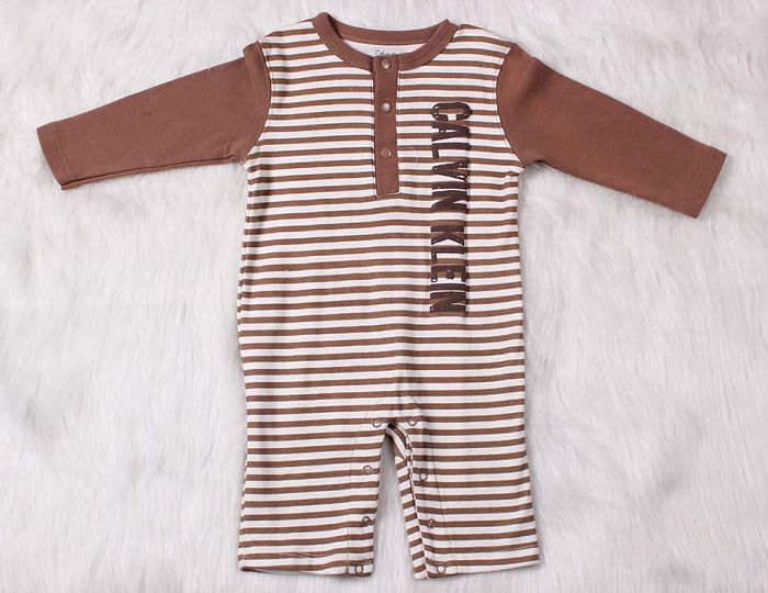 Baby boy cotton romper.