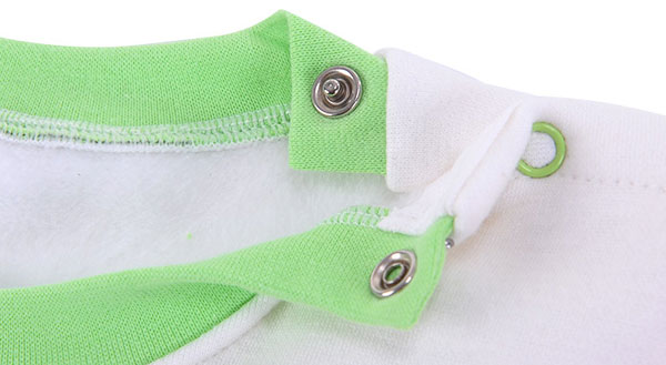 Button detail of baby cute pajamas