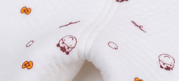 Beautiful pattern of baby cotton pajamas